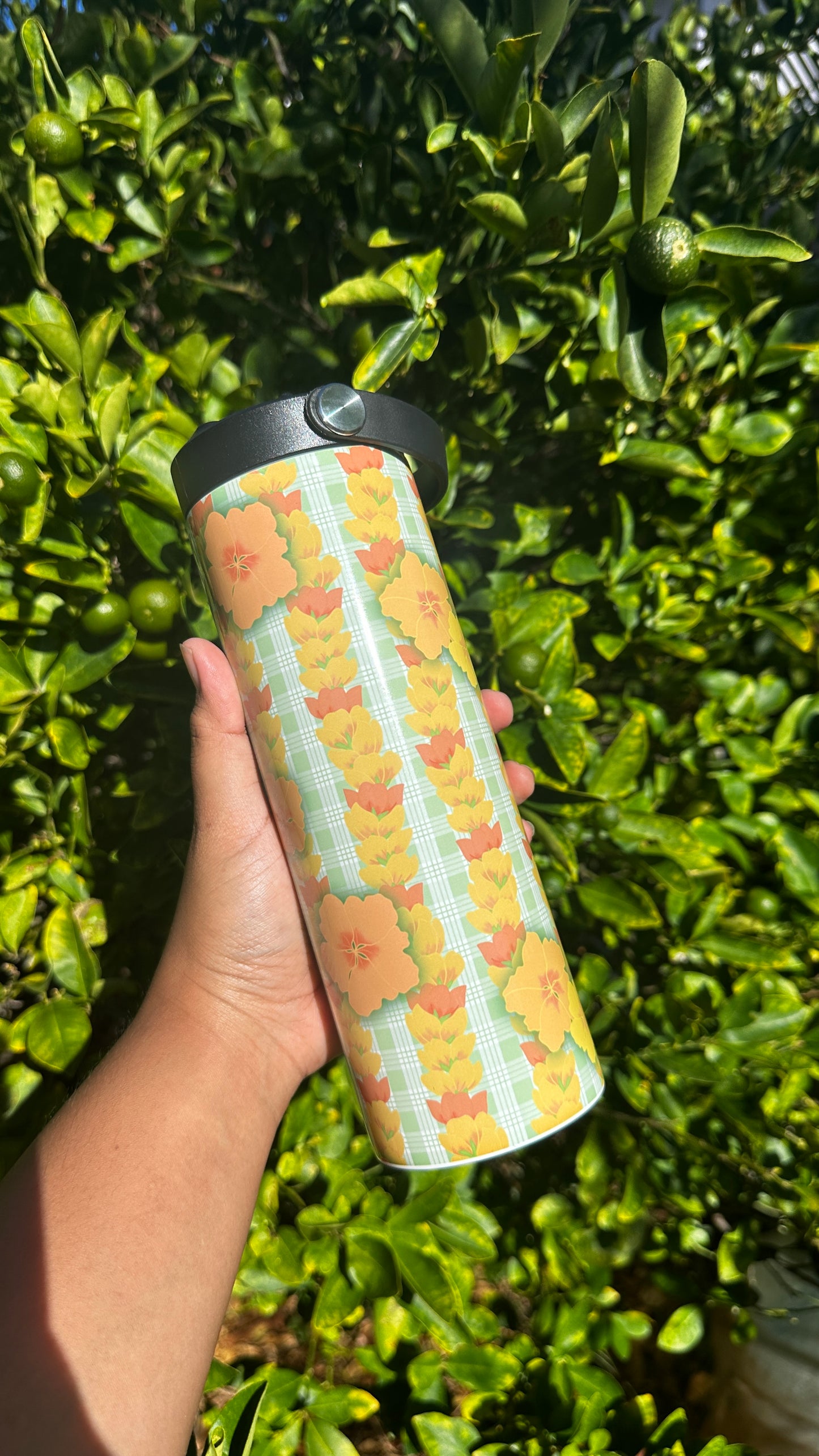 NEW Exclusive Lei Ilima 20oz Flask