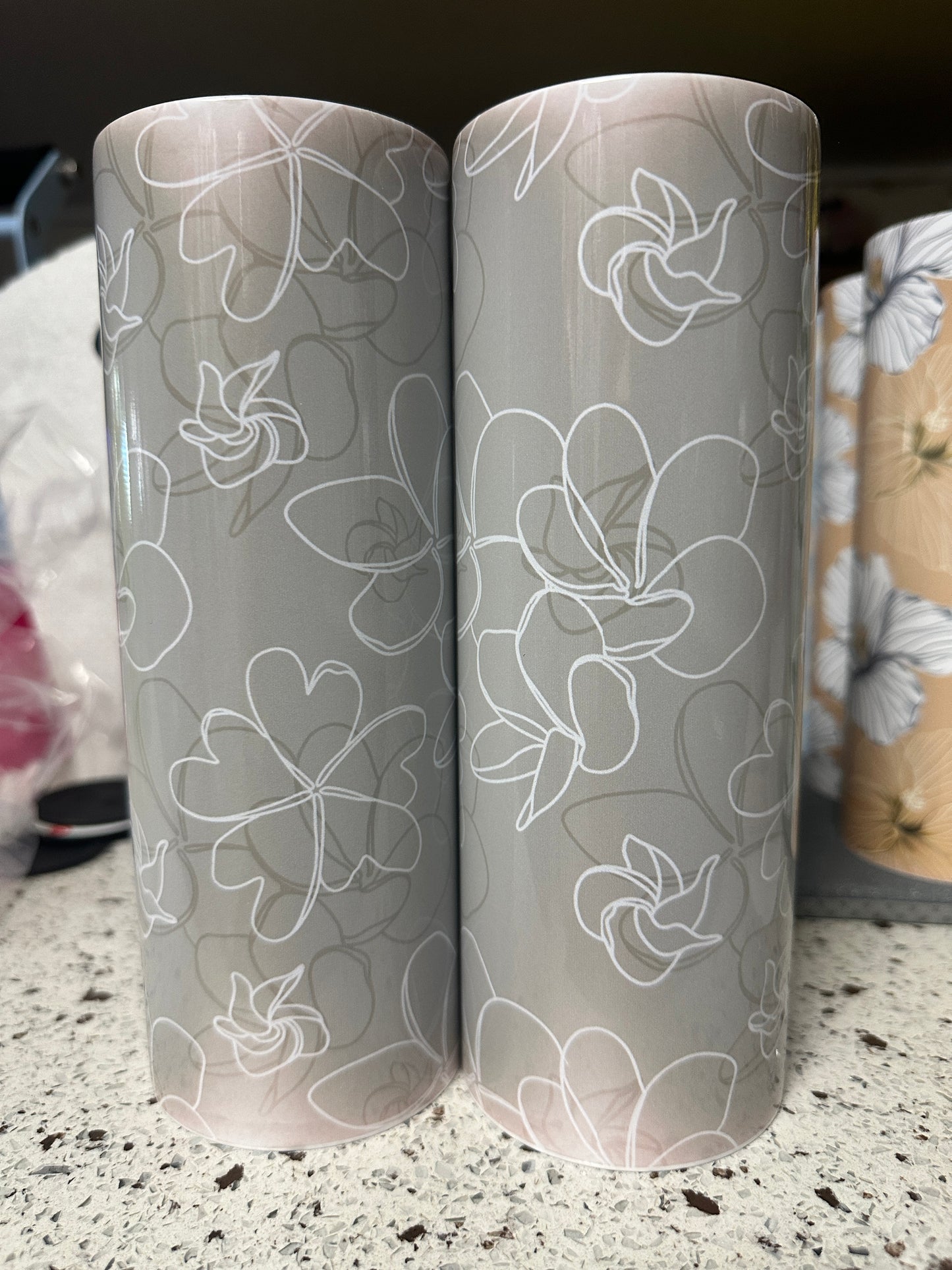 OOPSIE Exclusive Pua Melia 20oz Flask