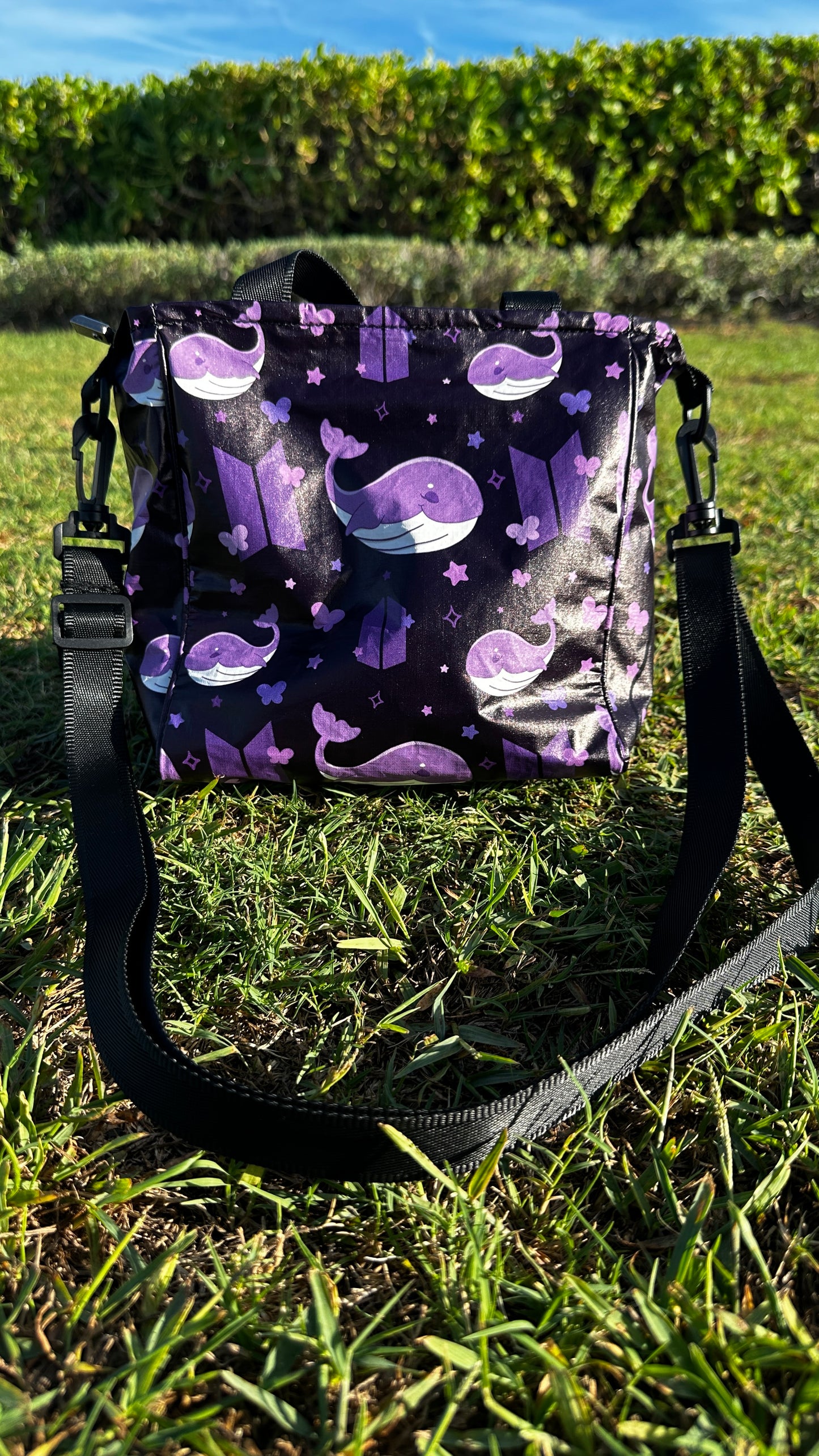 Exclusive Whalien Crossbody