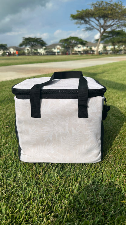 Exclusive Laua’e ‘Ohana Picnic Bag