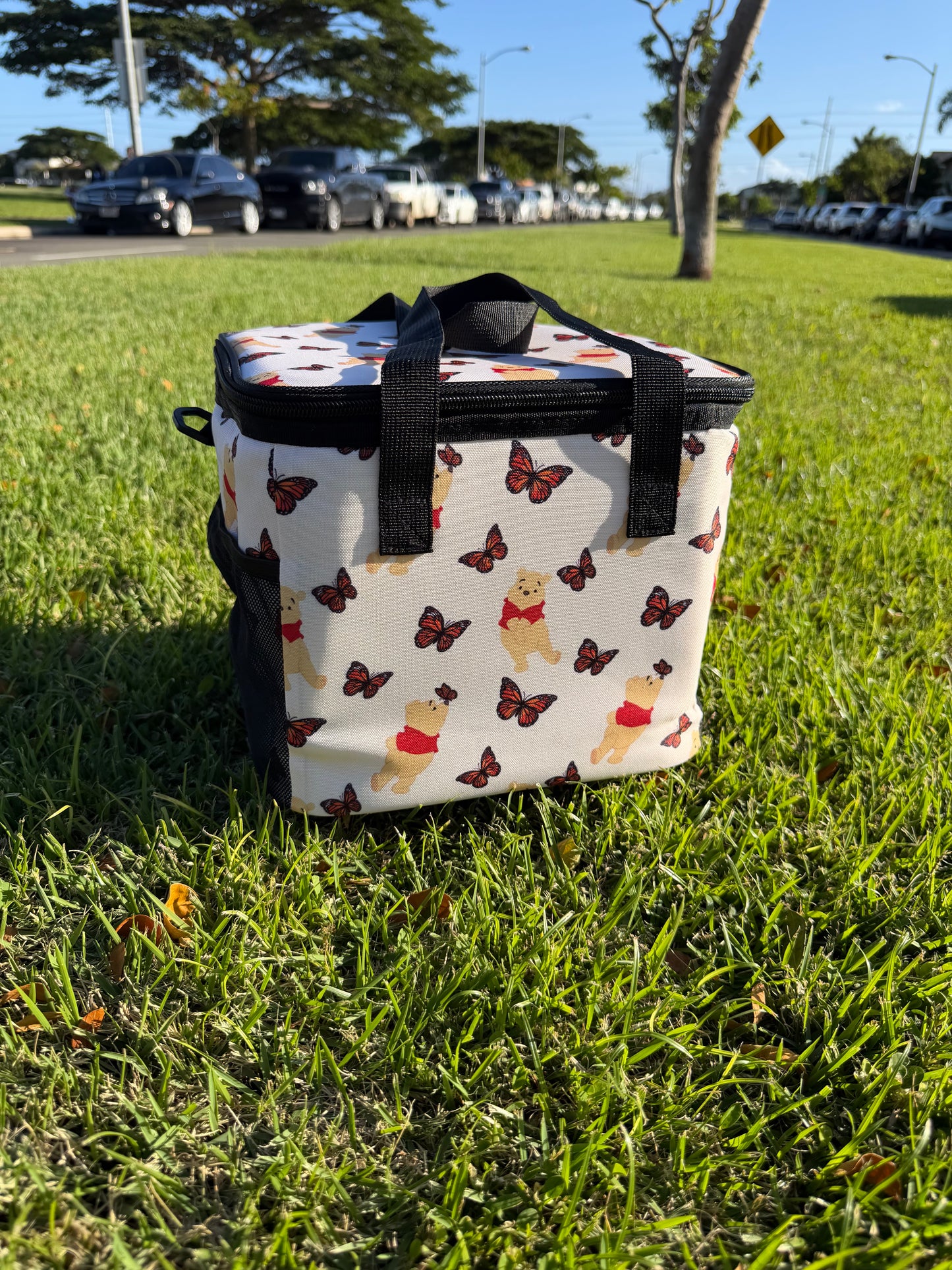 Exclusive Pooh-lelehua ‘Ohana Picnic Bag
