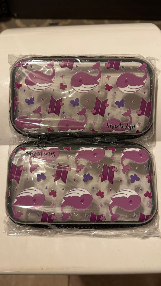 Hard shell pouch