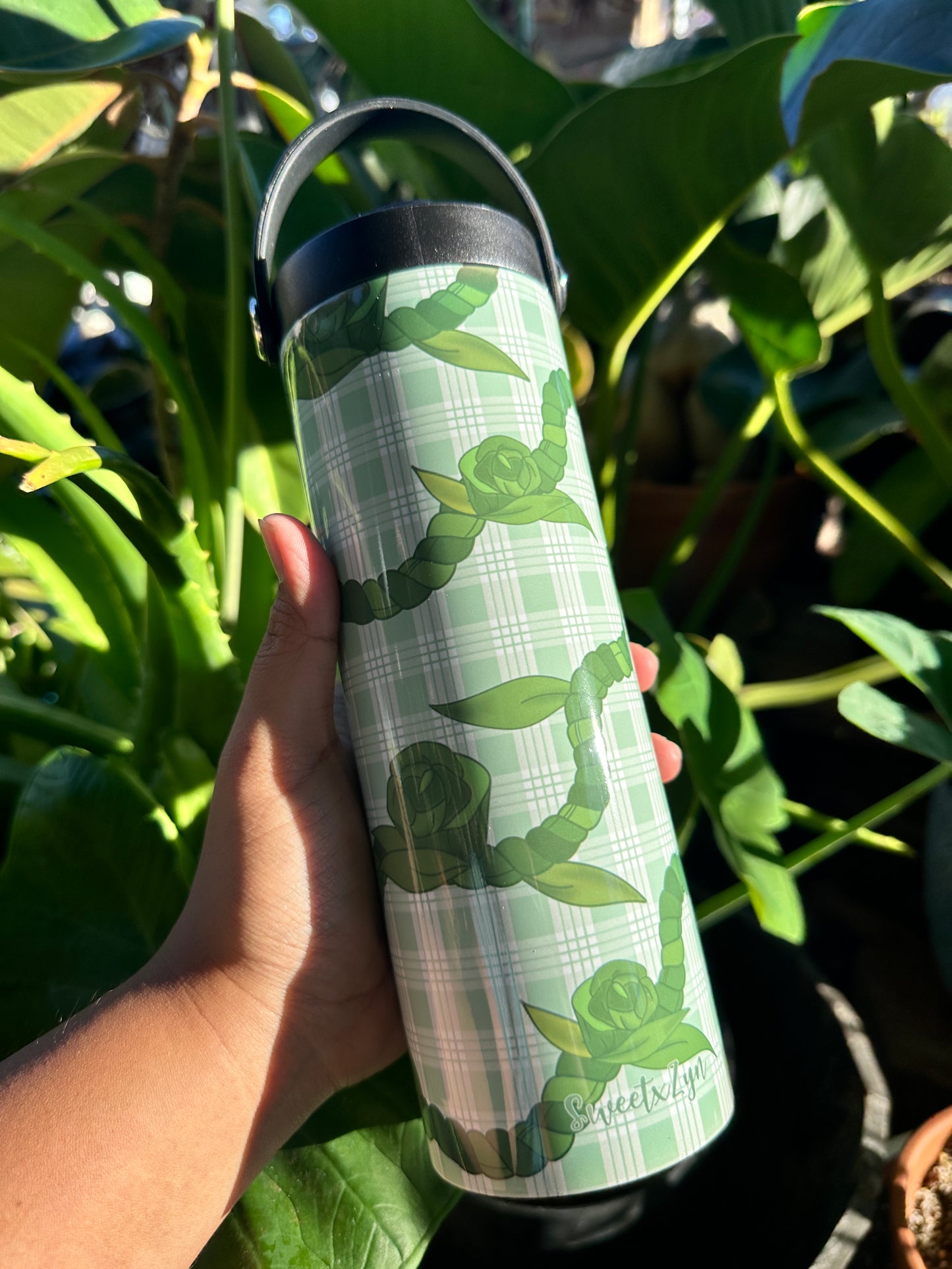 Exclusive Ti Leaf Roses 20oz Tumbler